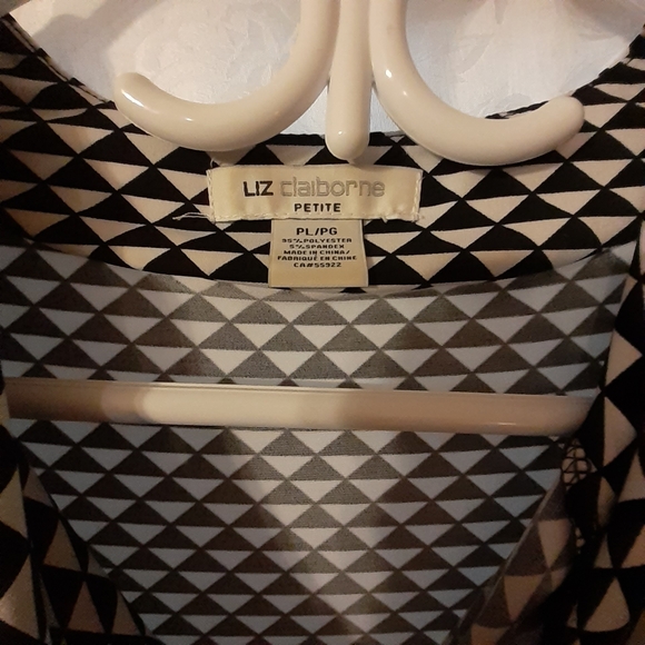 Liz Claiborne Sleeveless - Picture 5 of 15